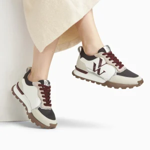 Vanessa Wu Baskets monogramme Adèle gris et bordeaux à semelle running< Baskets