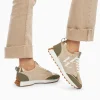 Vanessa Wu Baskets monogramme Athénaïs beige et kaki à semelle running< Baskets