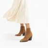 Vanessa Wu Bottines santiags Jenn camel à talon< Bottines