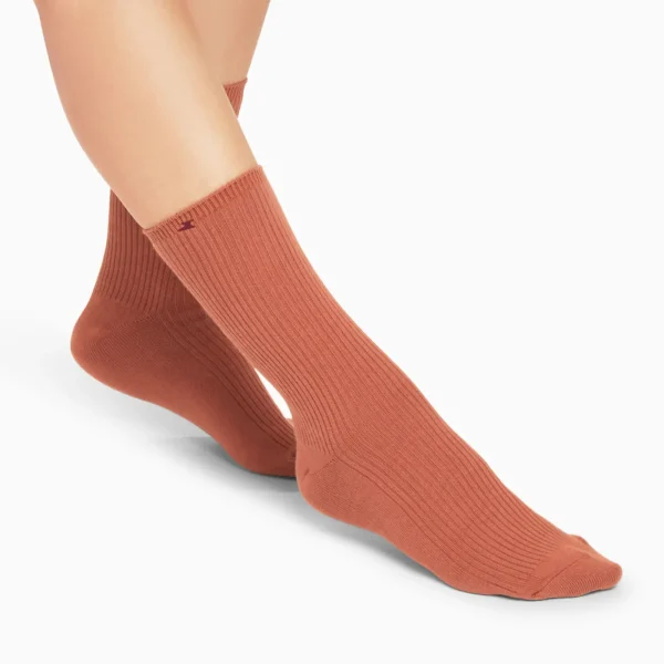chaussettes_ella_brique_c_1.webp Vanessa Wu Chaussettes Ella brique côtelées< Chaussettes