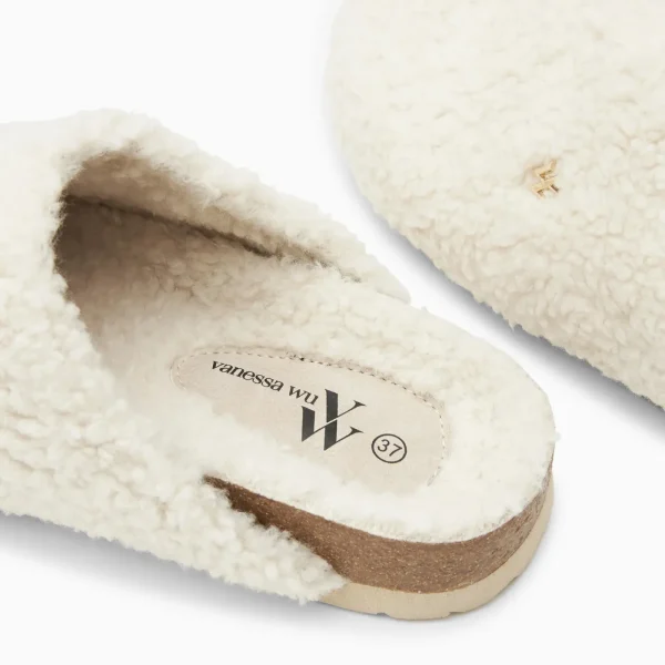 Vanessa Wu Sabots Ezia ivoire en fausse fourrure< Mocassins, Derbies, Ballerines