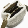 Vanessa Wu Sac seau Leslie kaki en fausse fourrure< Sacs